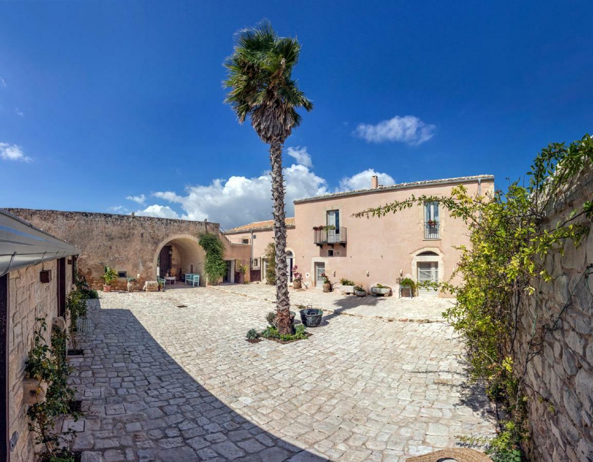 Terre Di Cavalusi Relais Guest House Donnafugata Luaran gambar