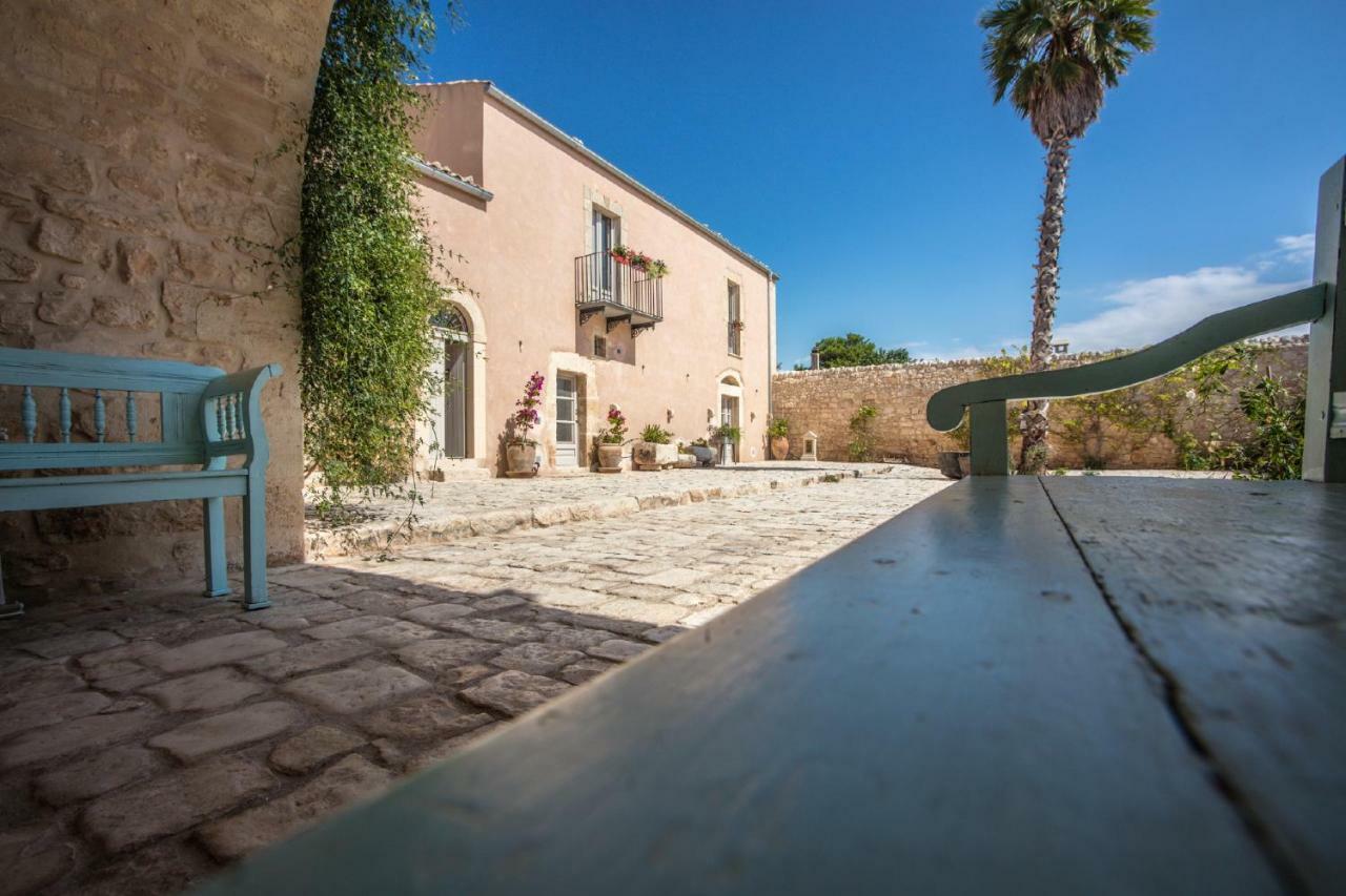 Terre Di Cavalusi Relais Guest House Donnafugata Luaran gambar